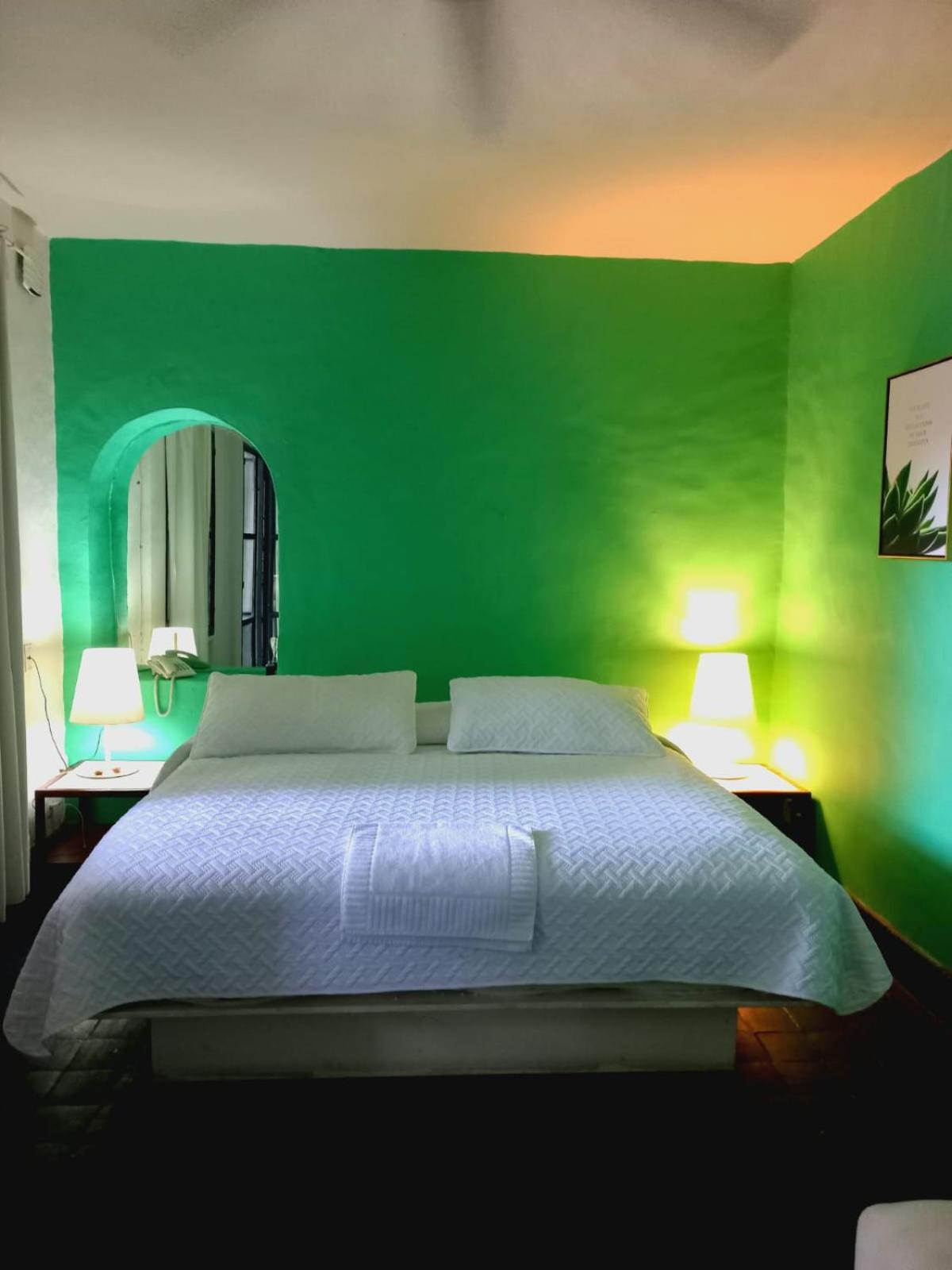 Il Piccolo Peccato (Adults Only) Hotel Cuernavaca Luaran gambar